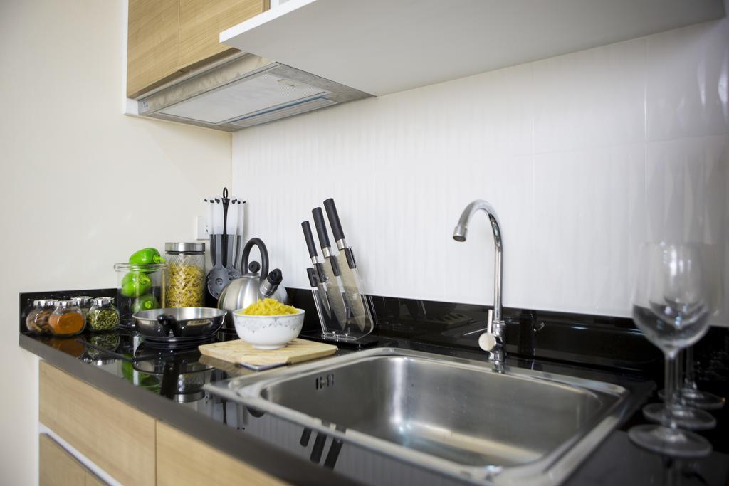Bbg Seaside Luxurious Service Apartment Bangsaen Pokoj fotografie