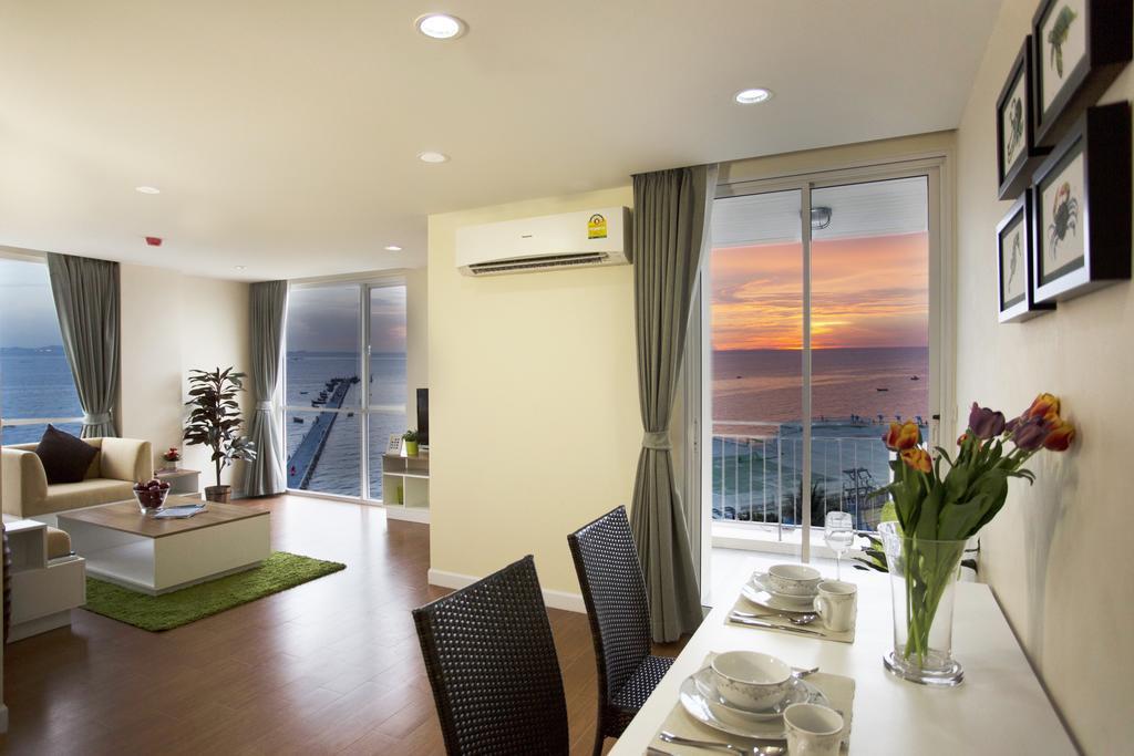 Bbg Seaside Luxurious Service Apartment Bangsaen Pokoj fotografie