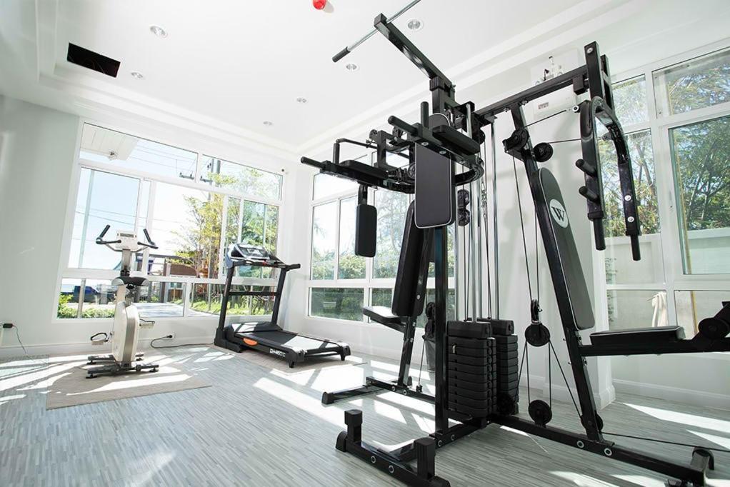 Bbg Seaside Luxurious Service Apartment Bangsaen Exteriér fotografie